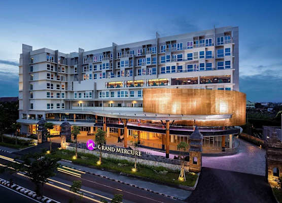 Grand Mercure Yogyakarta Adi Sucipto 1