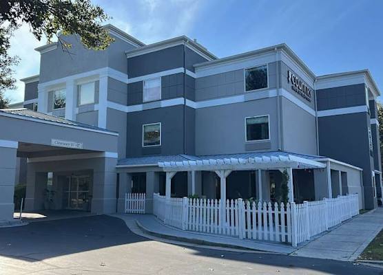 Country Inn & Suites by Radisson, Savannah Southside 1