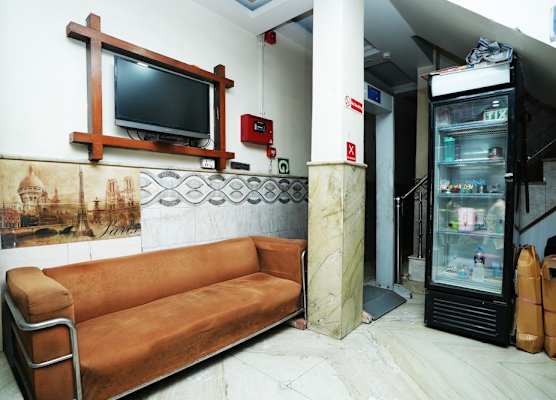Hotel Ashirwad near New Delhi Railway Station, Paharganj 1