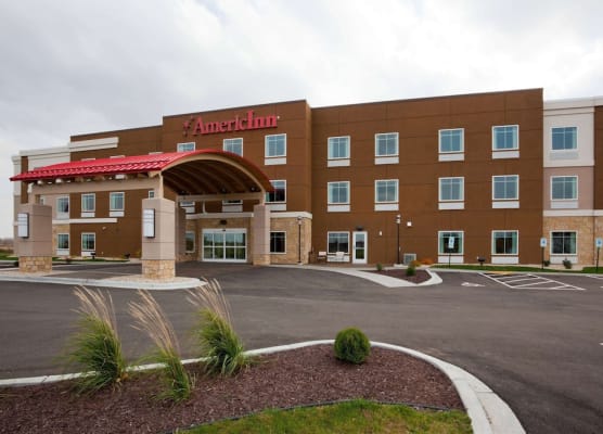 AmericInn by Wyndham Waupun 1