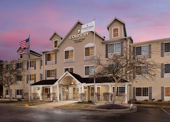 Country Inn & Suites by Radisson, Springfield, OH 1