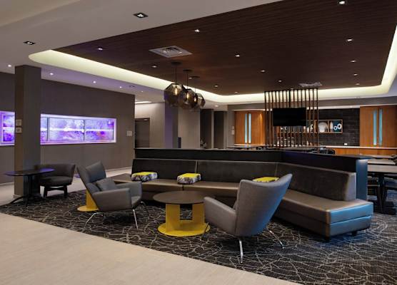 SpringHill Suites by Marriott Elizabethtown 1