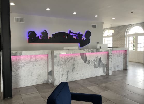 Midtown Hotel - Downtown New Orleans 1