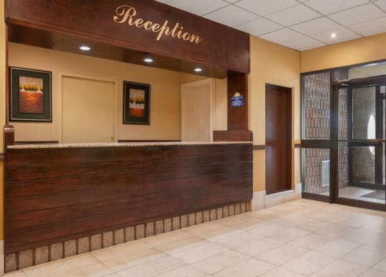 Days Inn by Wyndham Renfrew Conference Centre 1