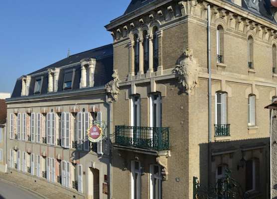 Hôtel Castel Jeanson 1