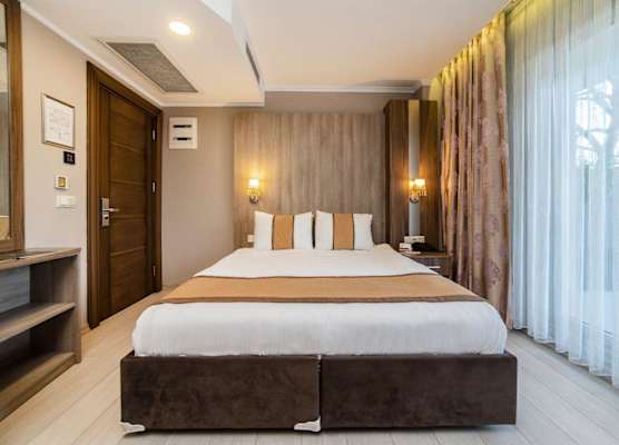 Royal Capital Thermal & Spa Hotel 1