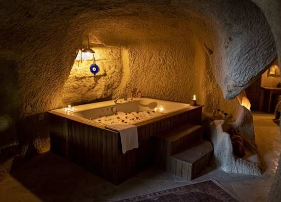 feris cave hotel 1