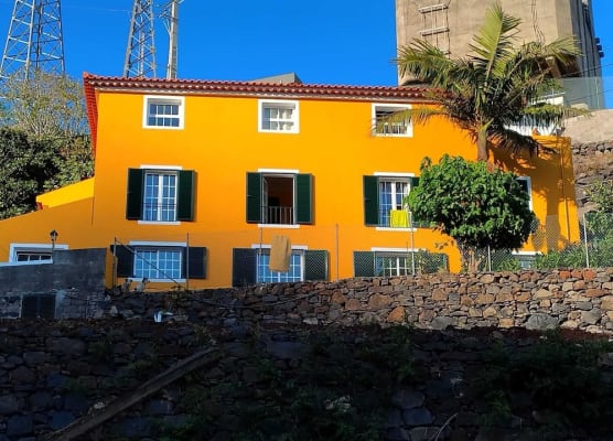 Charming 3-bed Apartment With sea & Mountain View 1