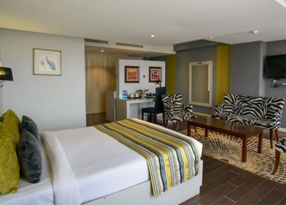 Cloud Hotel & Suites 1