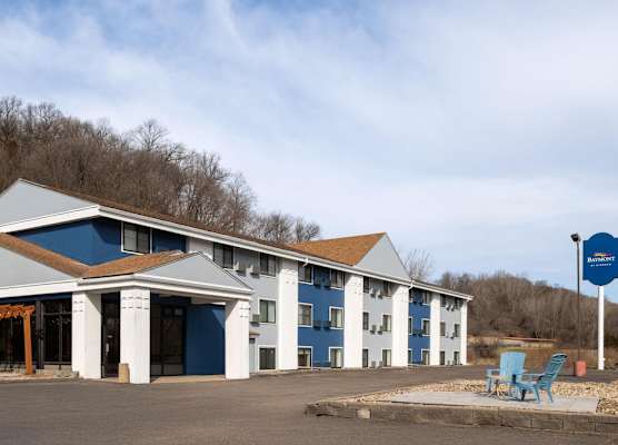 Baymont by Wyndham Mankato 1