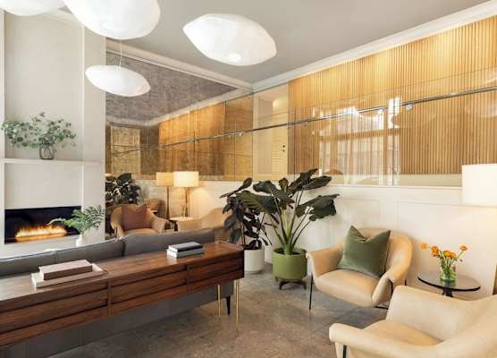 Hotel Veritas 1
