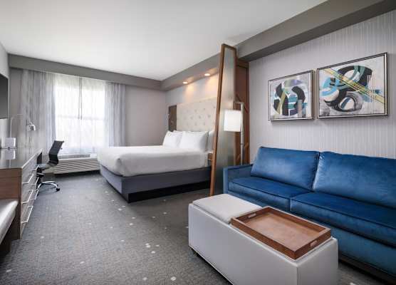 Best Western Premier Hotel at Fisher's Landing 1