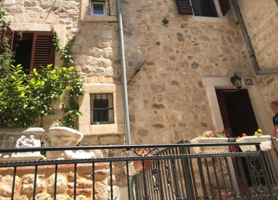 Puerta Apartments 1