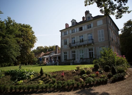 Le Chateau De La Vierge 1