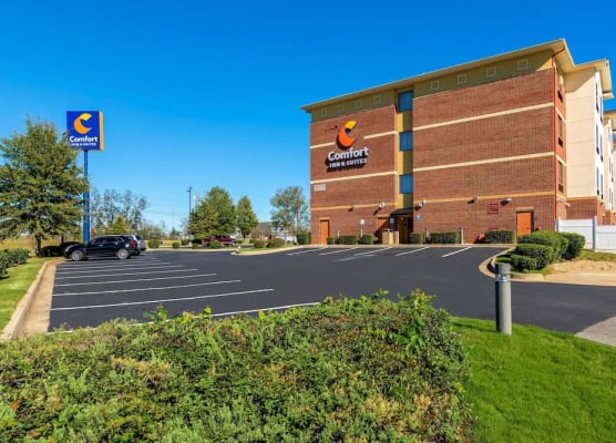 Comfort Inn & Suites Montgomery Eastchase 1