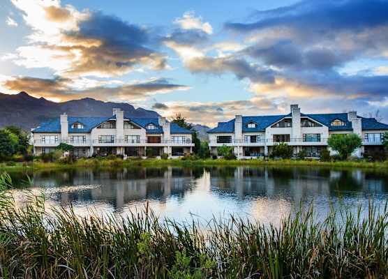 Valley Golf Lodges 1
