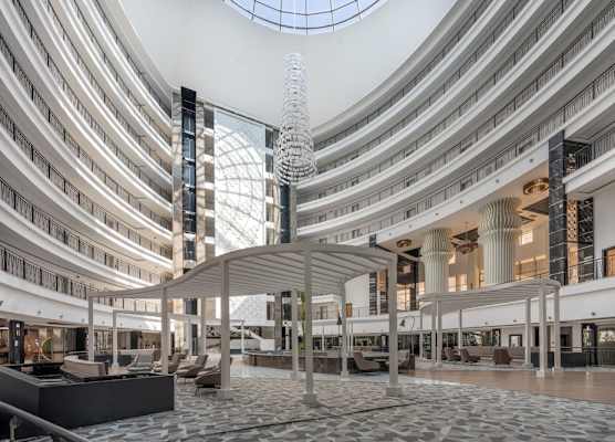 Sirius Town Apartment with Pool, Beach Access, Spa & Gym Near Mall 1