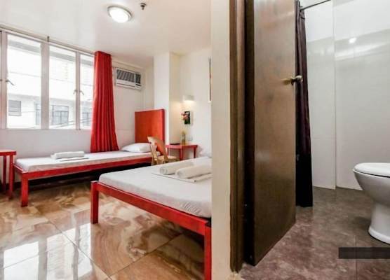 Stay Malate (Wanderers Guest House) 1