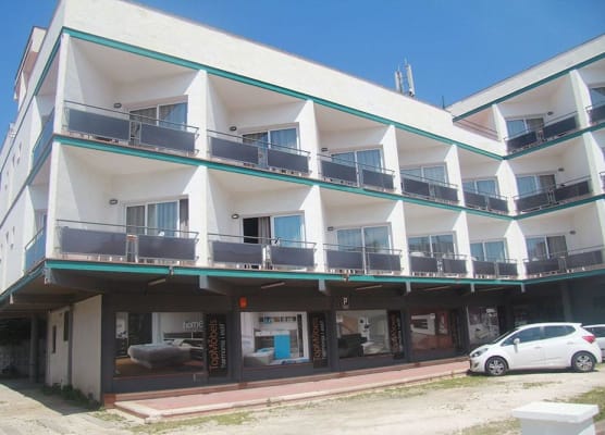 Aparthotel Els Molins 1