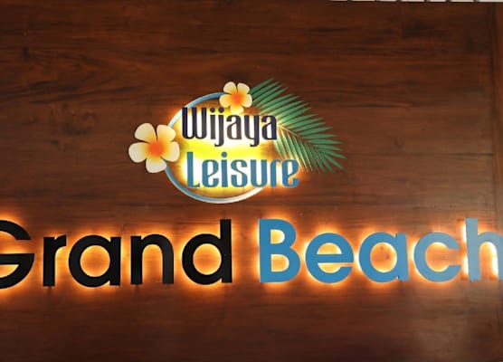 Grand Beach 1