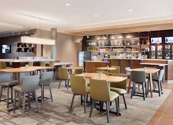 Courtyard by Marriott Boston Dedham/Westwood 1