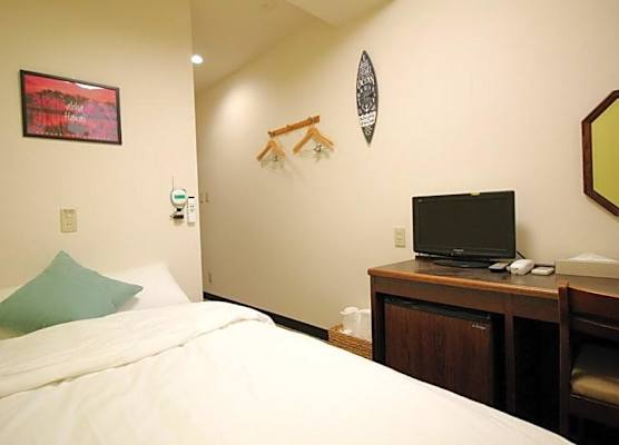 Okubo Hotel Hawaii 1