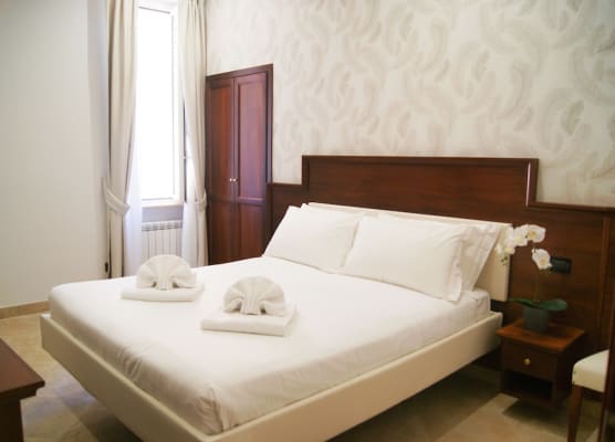 Glam Luxury Rome 1