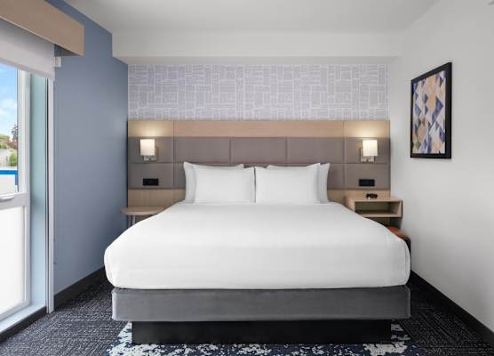 Aiden by Best Western Berkeley 1