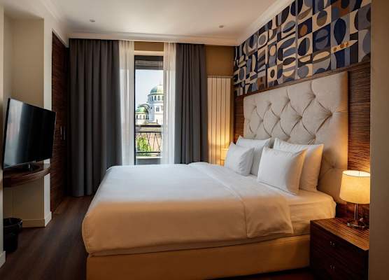 CRYSTAL Hotel Belgrade 1