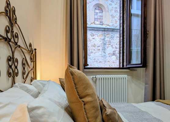 TuscanyLettings Studio&Room 1