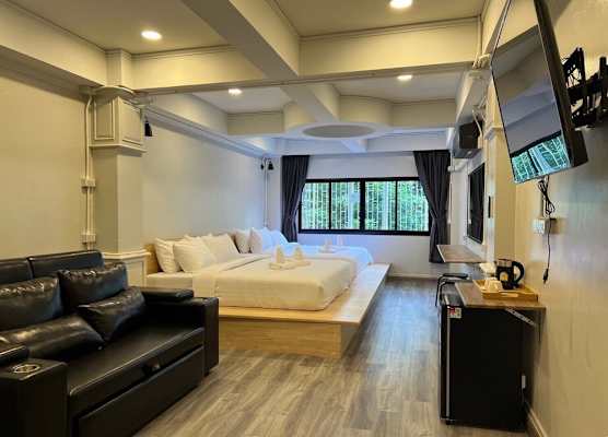 Pratunam Family House 2 1