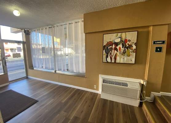 Red Carpet Inn & Suites 1