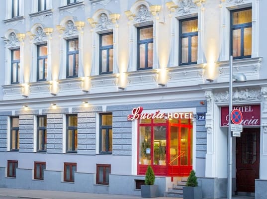 Hotel Lucia 1
