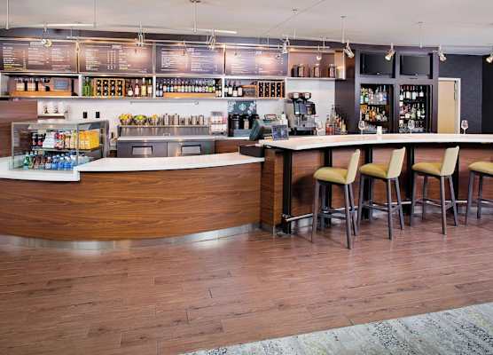 Courtyard by Marriott Roanoke Airport 1