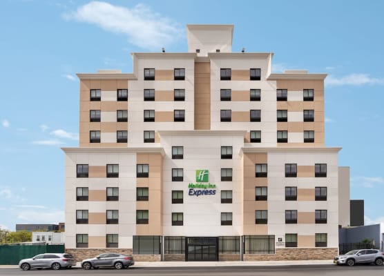 Holiday Inn Express JAMAICA - JFK AIRTRAIN - NYC by IHG 1