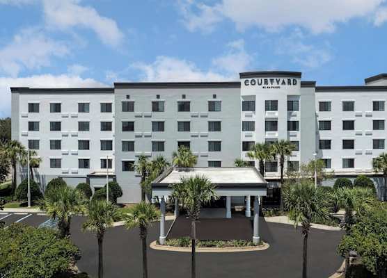 Courtyard by Marriott Pensacola Downtown 1
