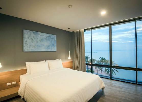 Kalm Bangsaen Hotel 1