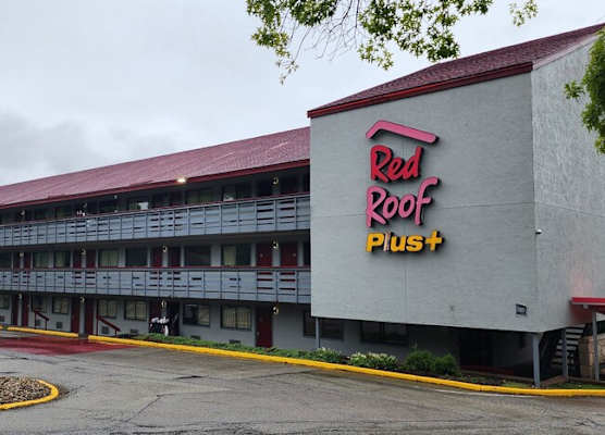 Red Roof Inn PLUS+ Pittsburgh East - Monroeville 1