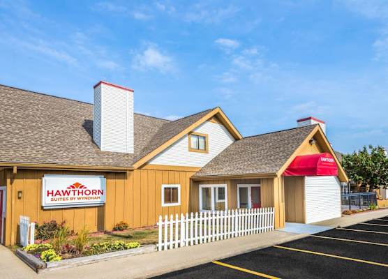 Hawthorn Extended Stay by Wyndham Dayton 1
