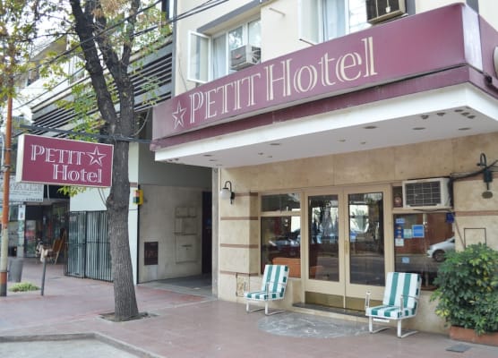 Hotel Petit 1