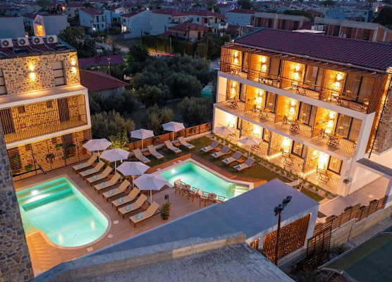 Dandelion Suites 1