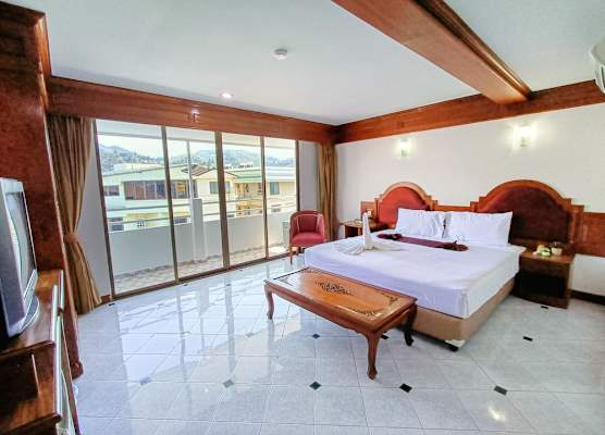Hack Patong Beach Hotel 1