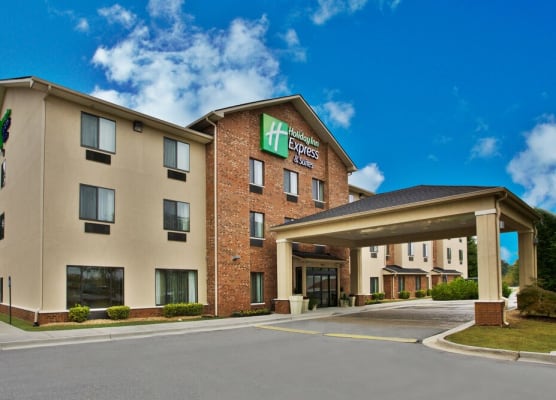 Holiday Inn Express & Suites BUFORD NE - LAKE LANIER by IHG 1