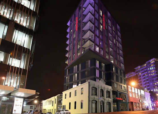 Ramada Suites By Wyndham Victoria Street West 1
