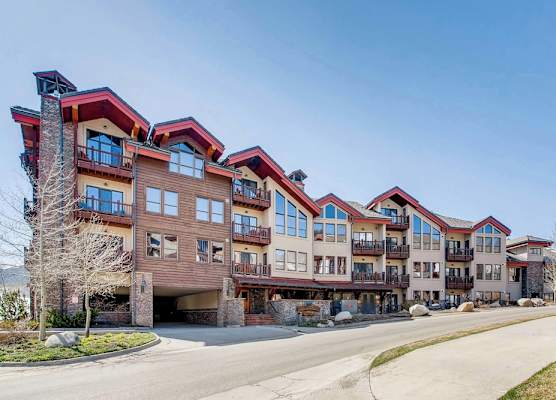 The Plaza Condominiums, A Vail Resorts Property 1