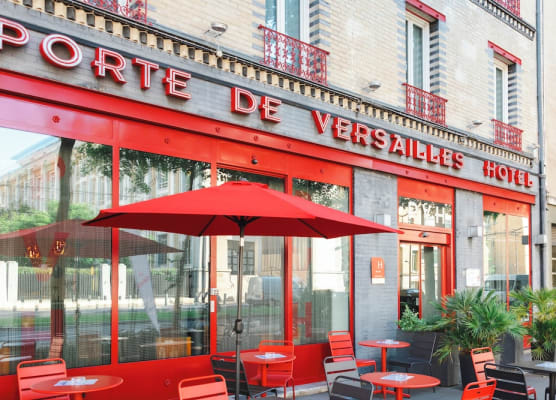 Porte de Versailles Hotel 1