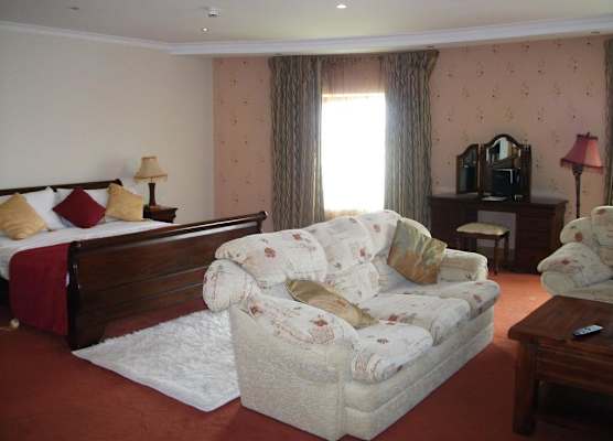 Broadhaven Bay Hotel 1