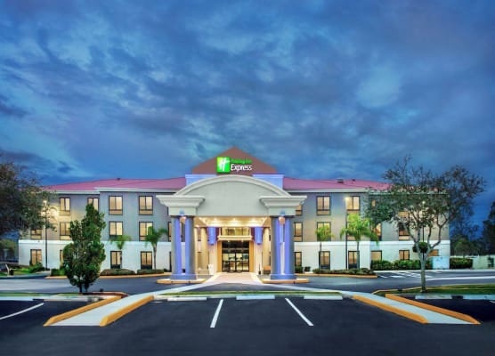 Holiday Inn Express & Suites SEBRING by IHG 1