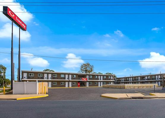 Econo Lodge Gretna - New Orleans 1
