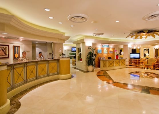 Ramada Plaza by Wyndham Waikiki 1